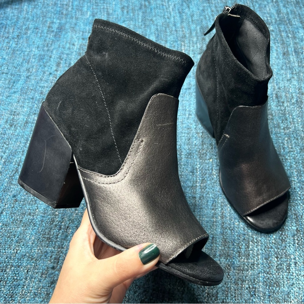 Naked Feet Beta Peep Toe Metallic Heeled Booties in Black Silver Women's 7.5